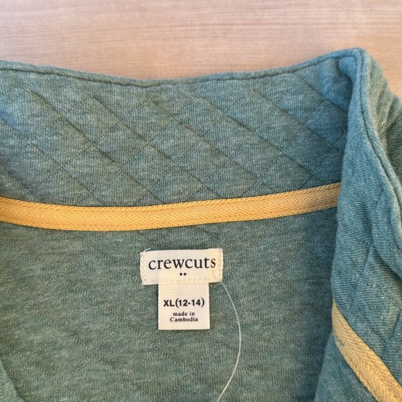 Green v neck sweater for kids - Picture 6 of 8